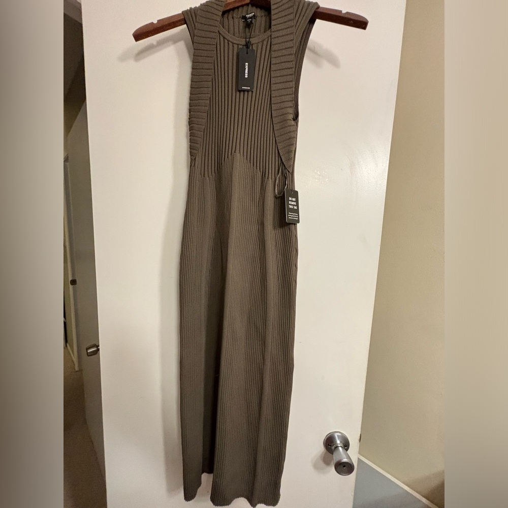 NWT Express Body Contour Ribbed Crew Neck Open Back Midi Dress